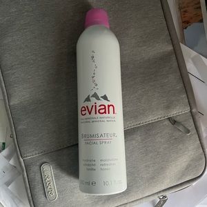 Brand new 10.1 oz Evian facial spray